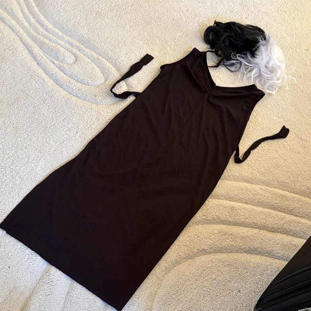 Disney Cruella DeVille Costume
